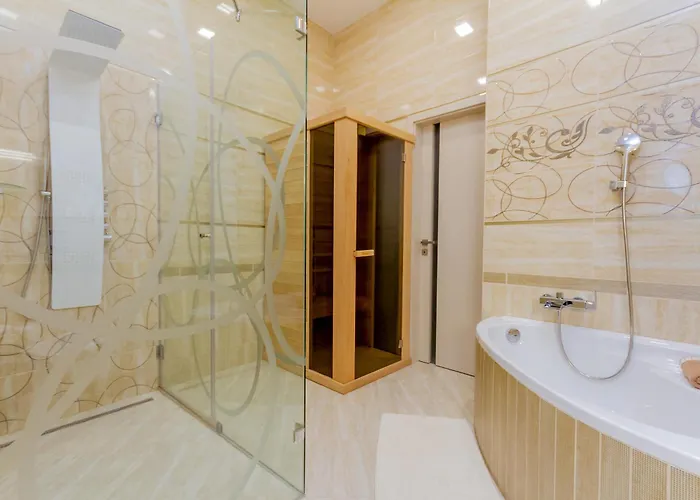 Luxury With Balcony And Sauna Budapest
