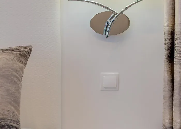 Luxury With Balcony And Sauna Apartamento Budapest