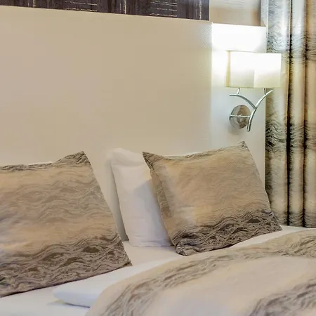 Luxury With Balcony And Sauna Boedapest