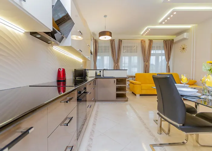 Lägenhet Luxury With Balcony And Sauna Budapest
