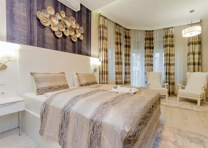 Luxury With Balcony And Sauna * Budapest